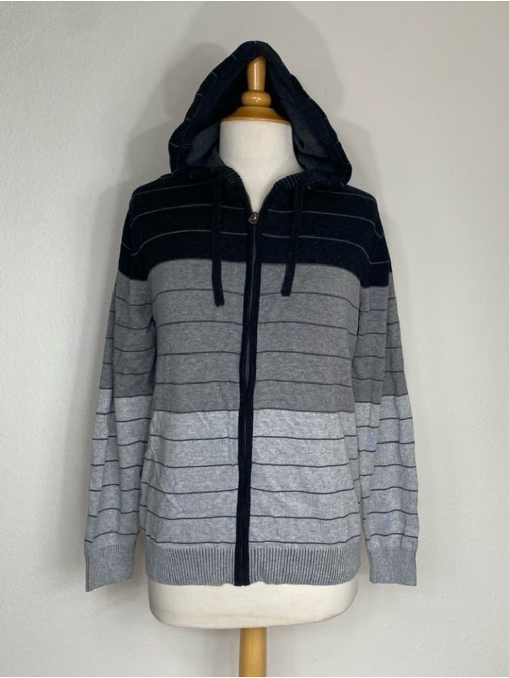 Retrofit Mens Black Gray Ombre Stripe 100% Cotton Hooded Zip Sweater Size Medium
